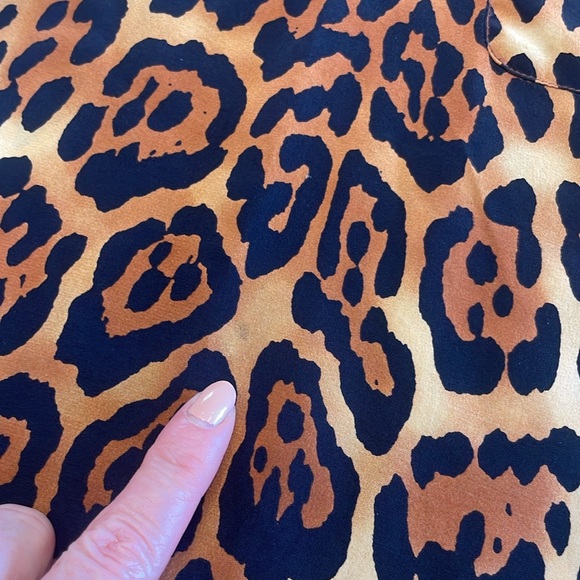 Equipment Leopard Print Silk Top - Picture 4 of 6